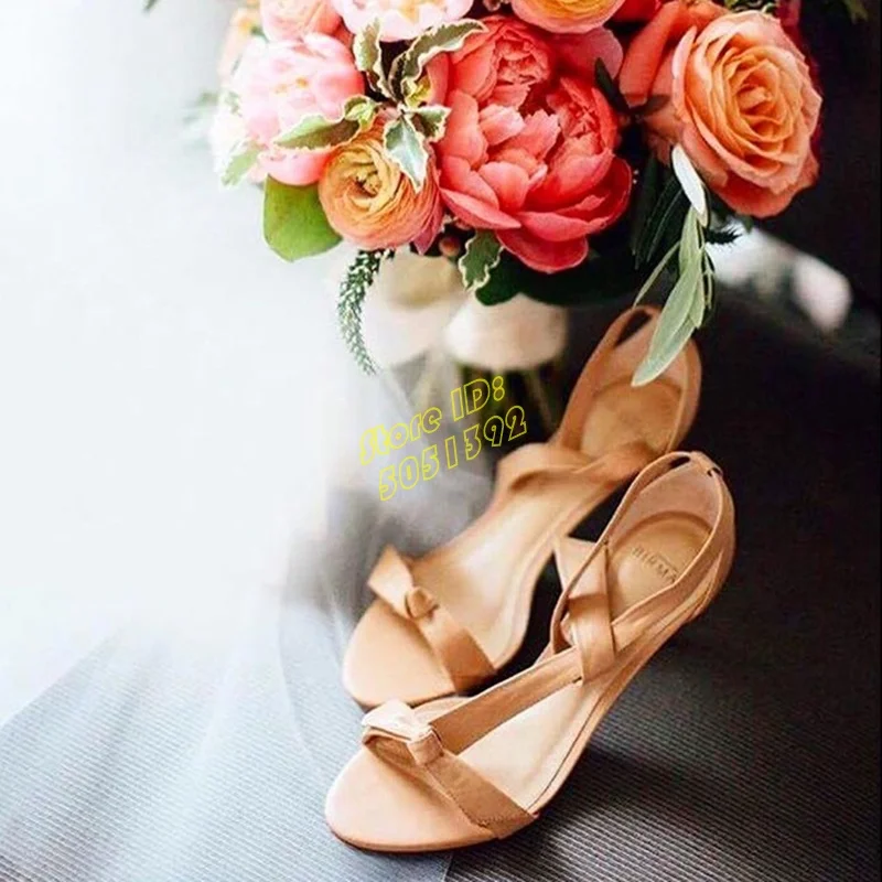 Leather Knot Stiletto High Hee - Leather Classic Strap 评论和价格