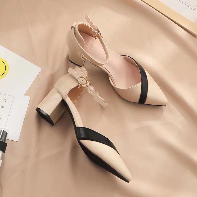 Women's Classic Beige Square H - Leather Classic Strap 评论和价格